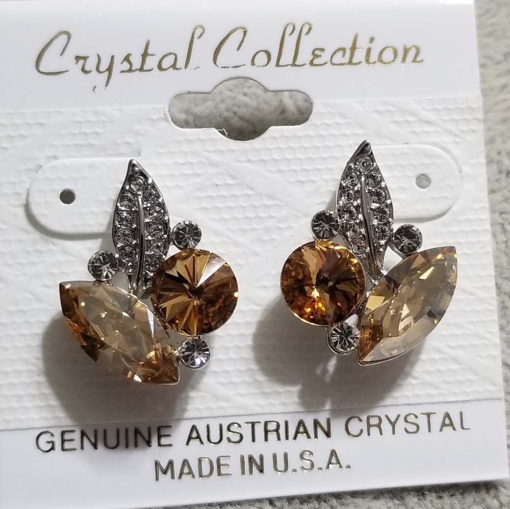 Fall stud earring - Picture 3 of 5